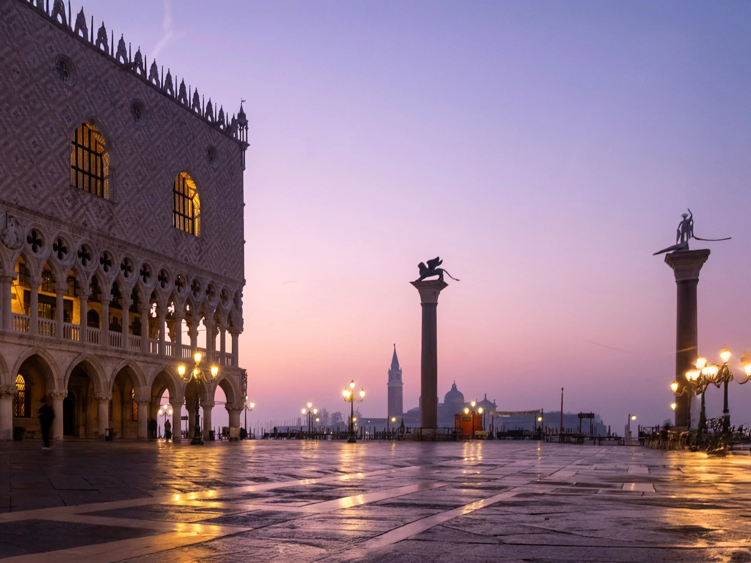 Venice does not wait for sunrise to become beautiful.

The most interesting light often comes earlier, when the lamps are still glowing, the wet stone reflects every colour and the city has not yet filled with people. This is the moment to work slowl