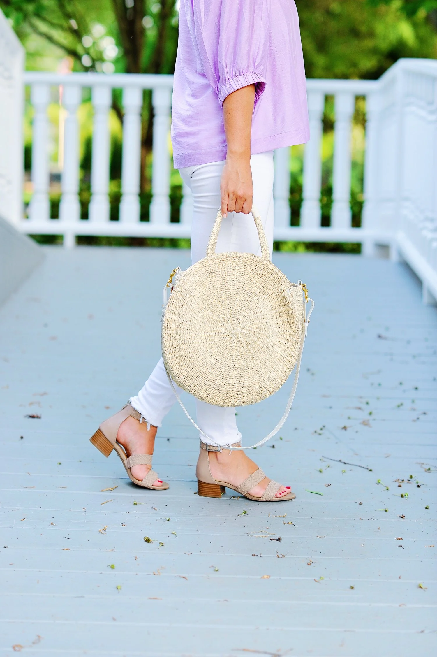 lou medium quilted leather shoulder bolsa