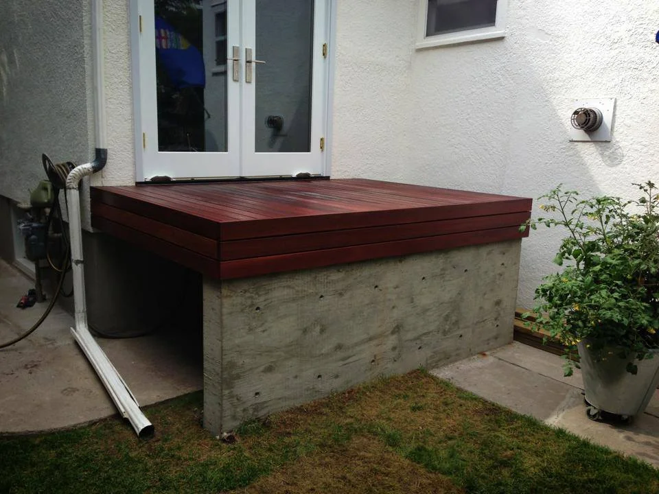 Custom Mahogany Deck