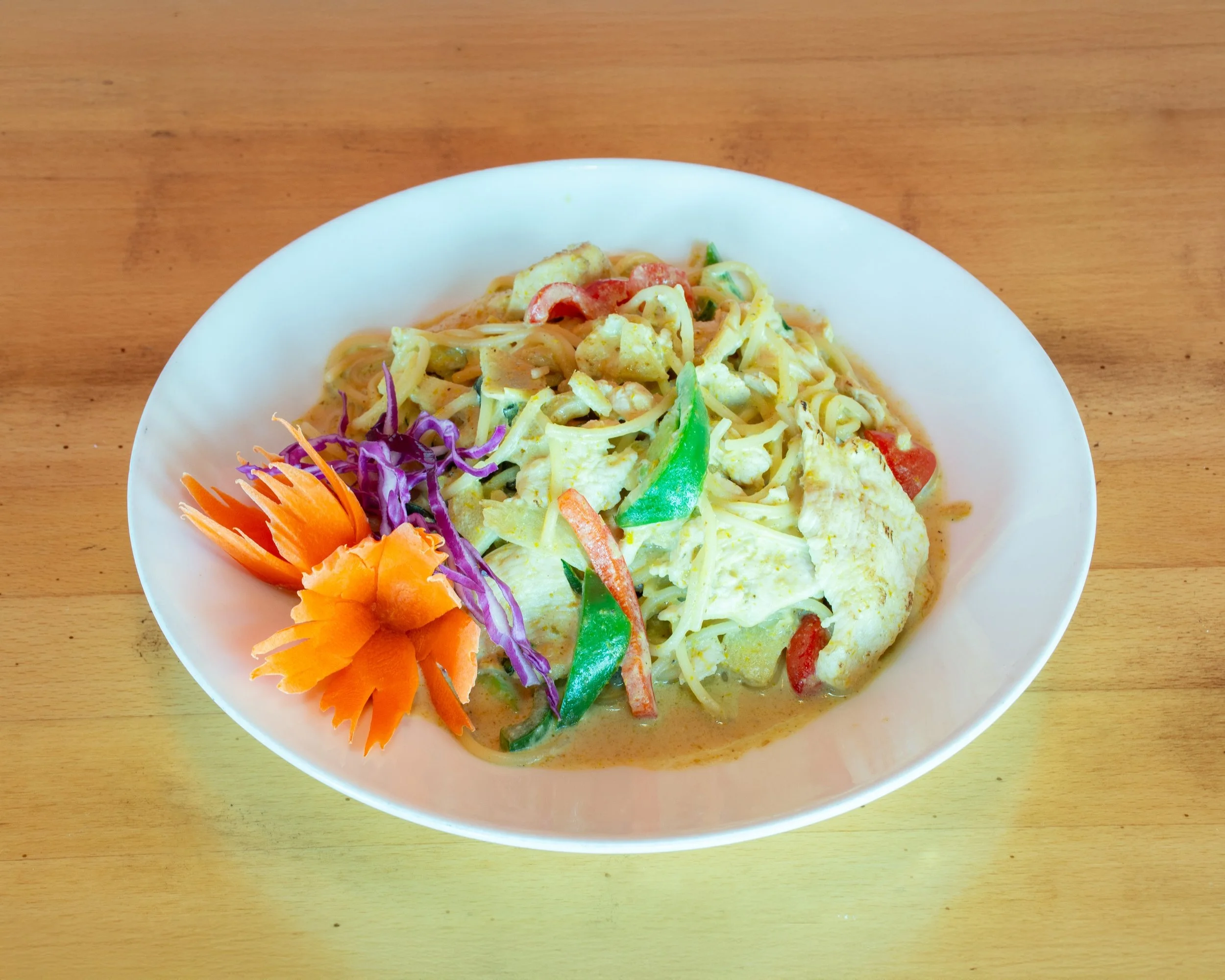 SoThai_GreenCurrySpaghetti_2880x2304.jpg