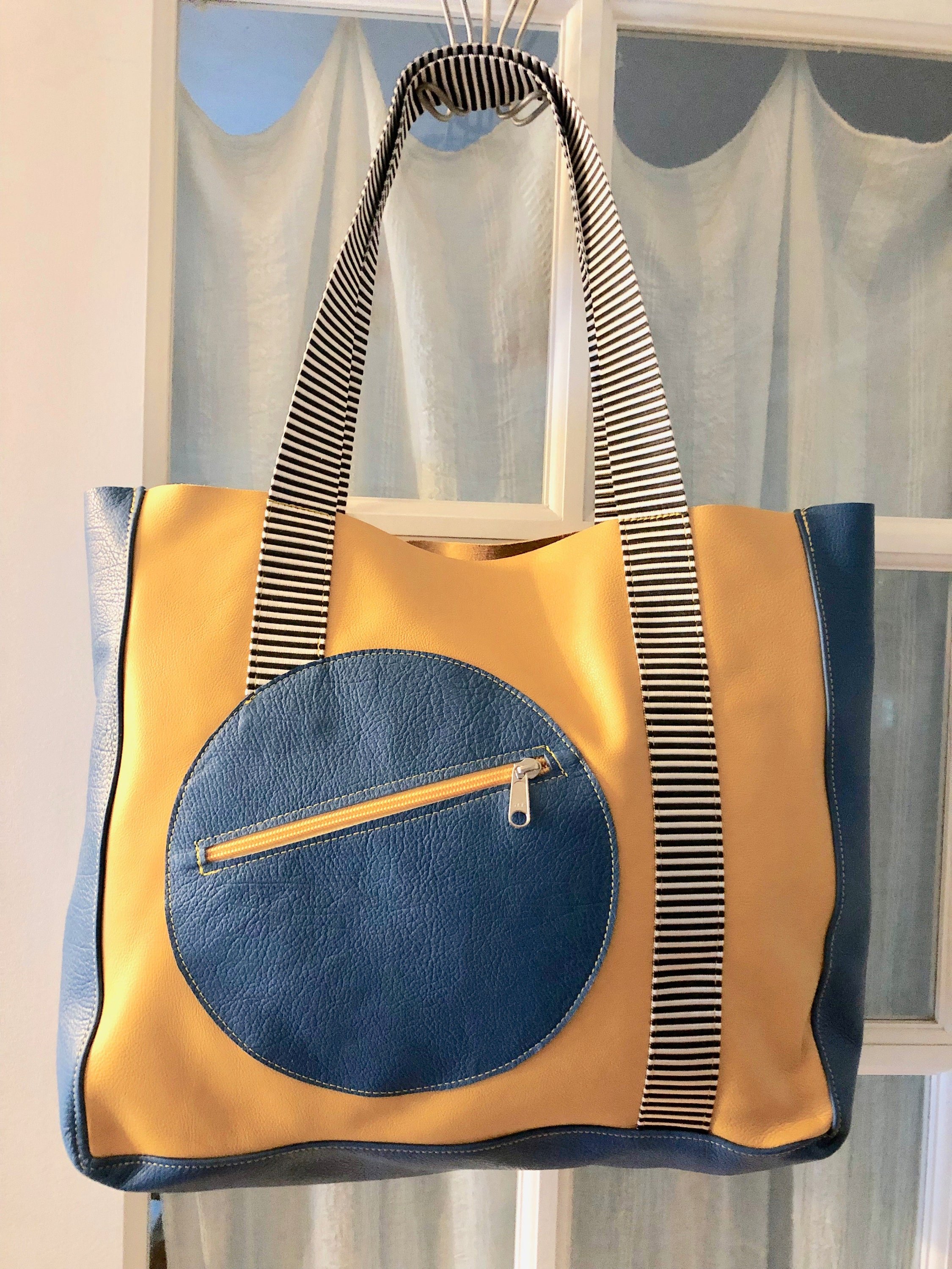 https://i.etsystatic.com/5615534/r/il/18e992/1819776238/il_fullxfull.1819776238_kem7.jpg
