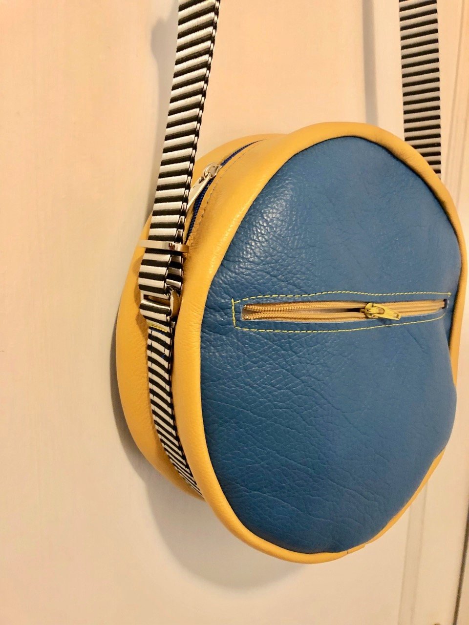 https://i.etsystatic.com/5615534/r/il/b6739a/1892775779/il_fullxfull.1892775779_8p10.jpg