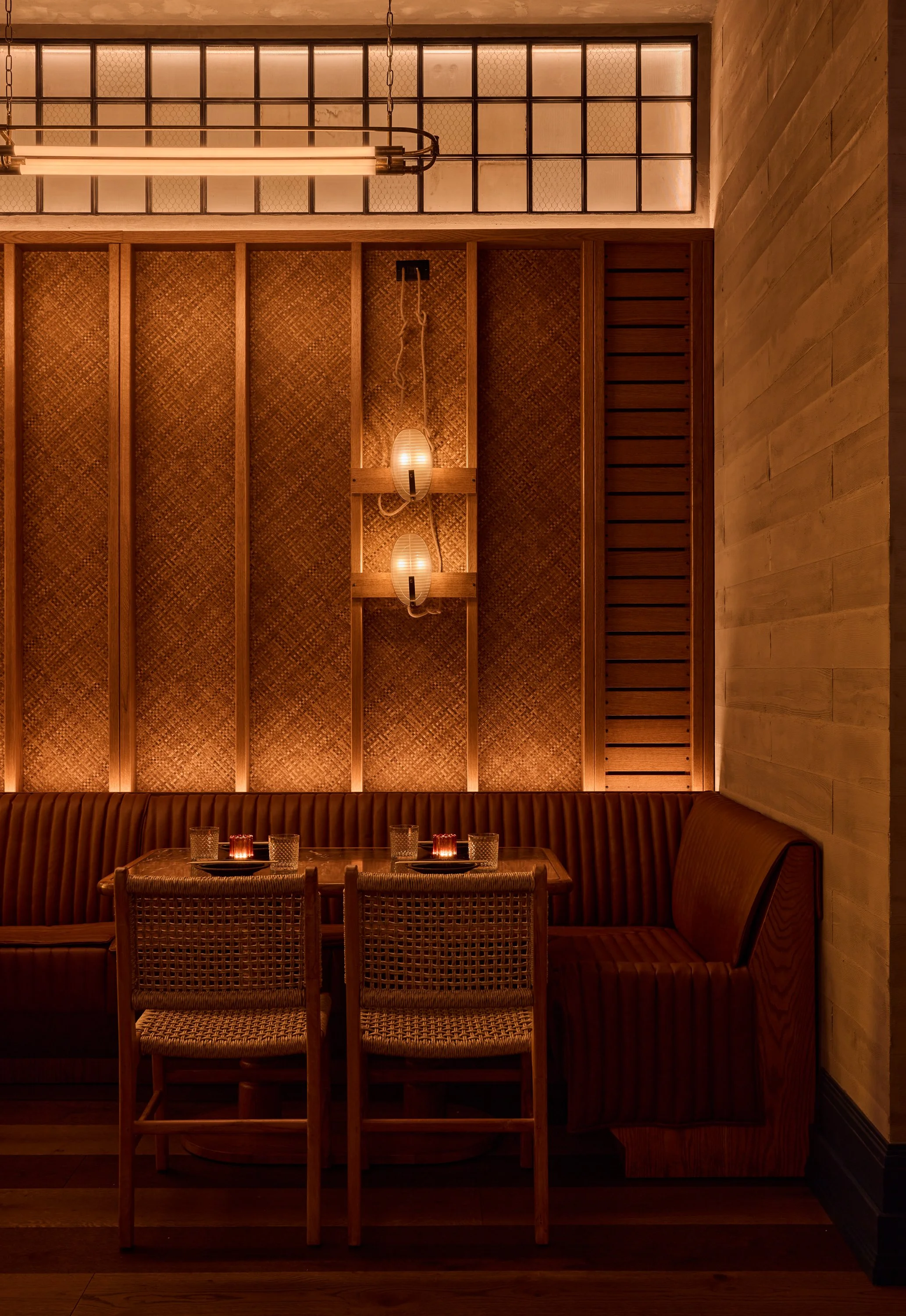 DOUBLE KNOT MIAMI_DINING ROOM_346 FINAL Credit Jason Varney.jpg