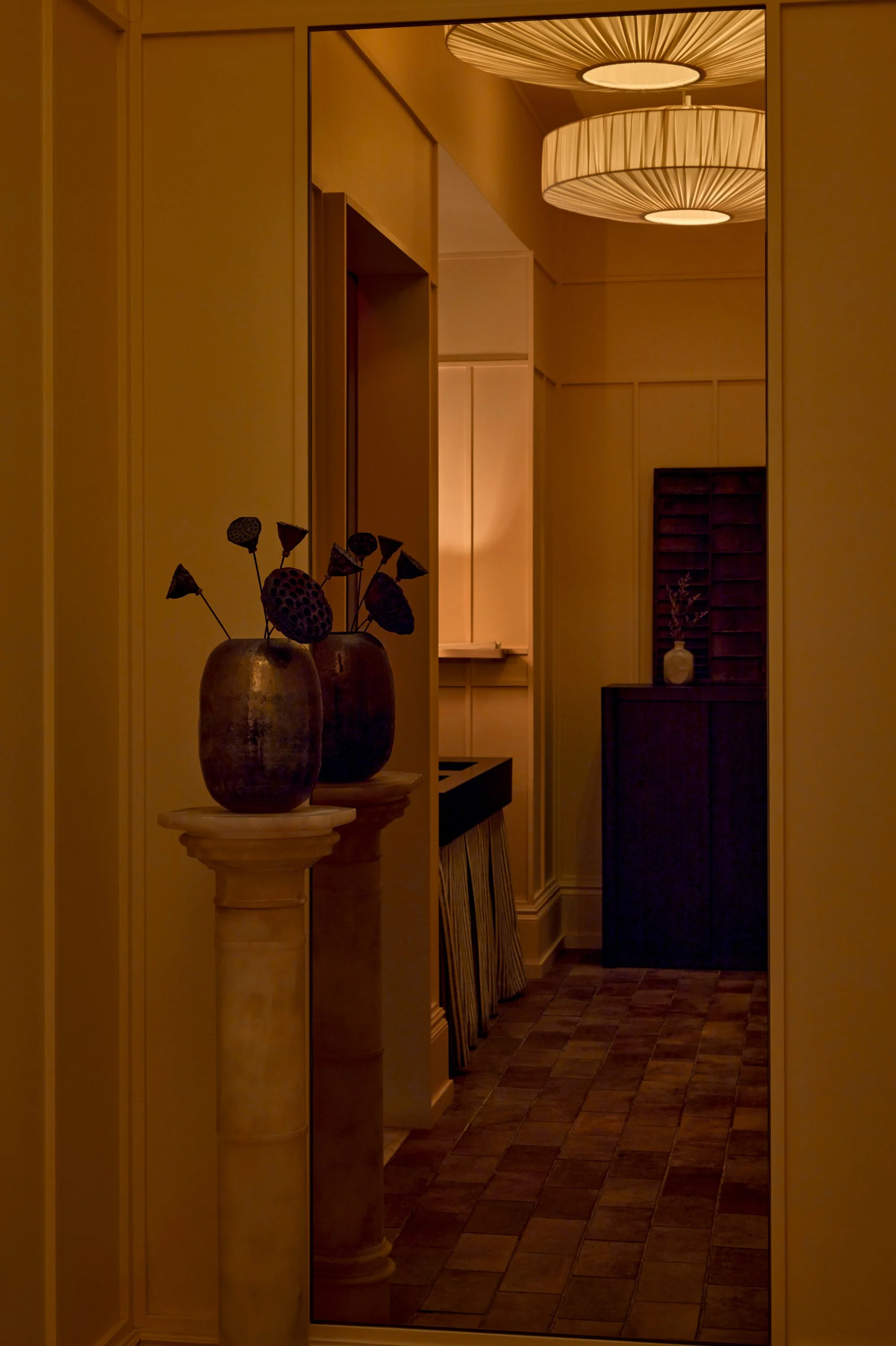 UCHI_BATHROOM_275 FINAL Credit Jason Varney.jpg