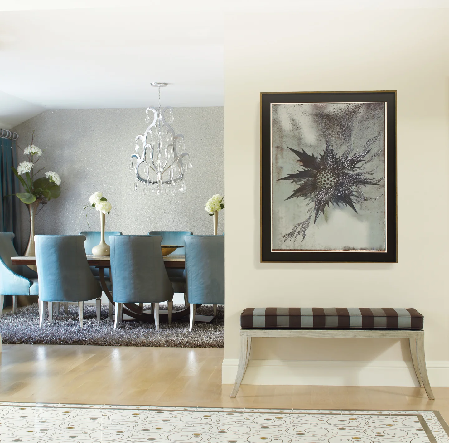 Publication: Colorado Homes and Lifestyles . David Patterson Photography . Interiors: Thompson & Thomas Design LLC.