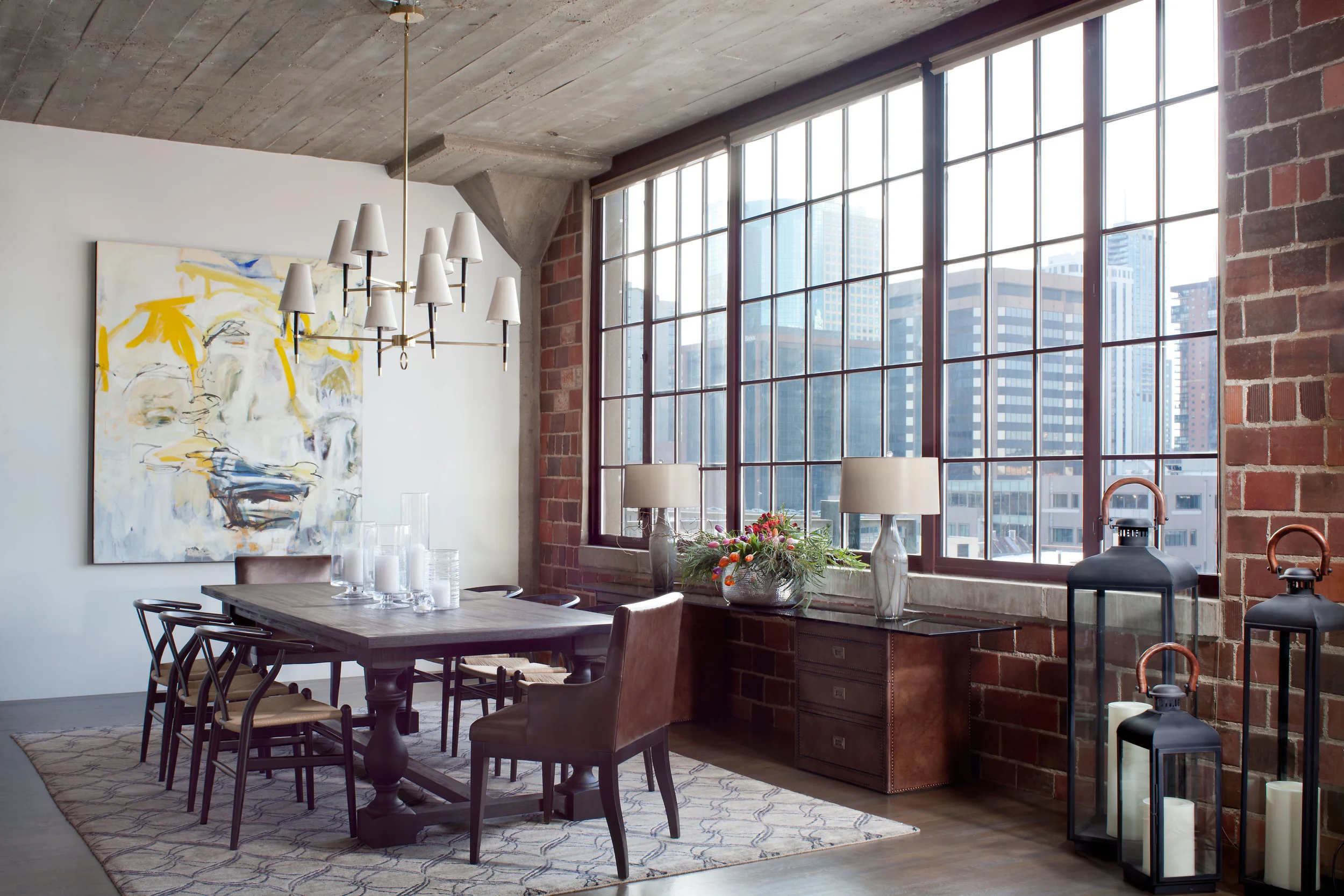Private Residence. Luxe Magazine. Emily Minton Redfield Photography. Design: Griffith Interior Design. Artist: Ben Strawn.