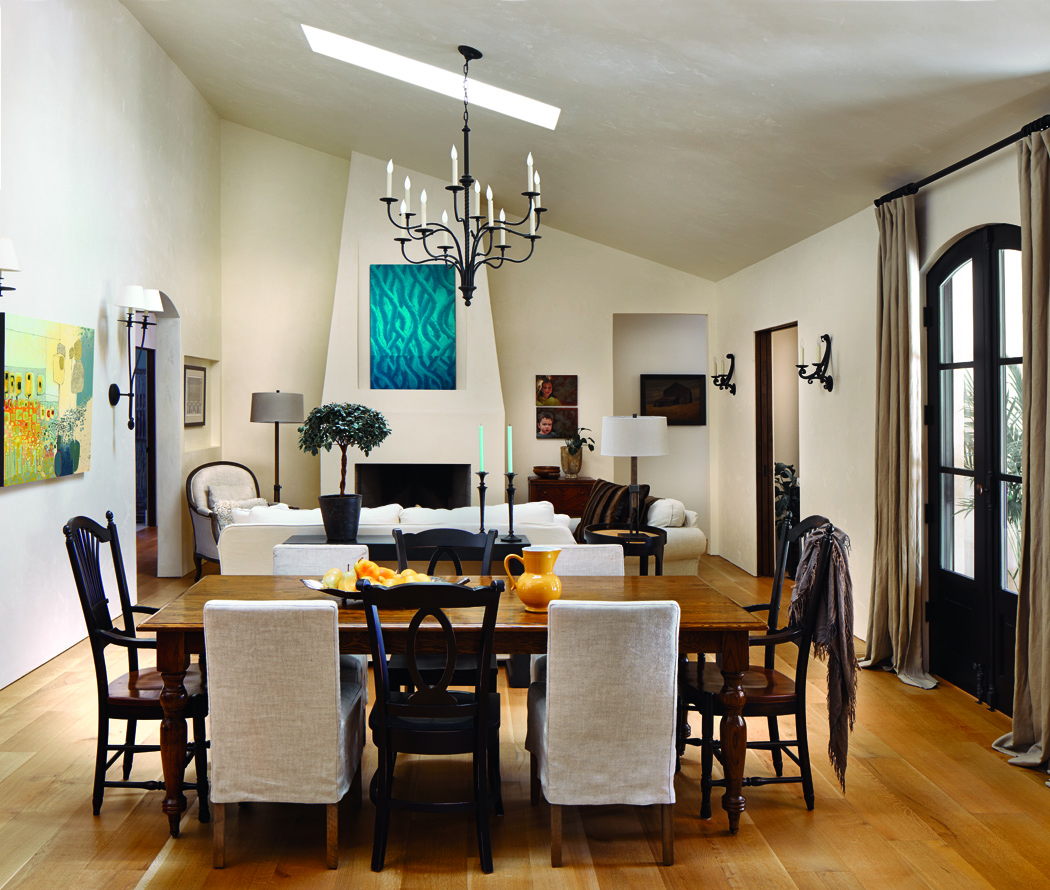 Private Residence. Colorado Homes and Lifestyles Magazine. David Patterson Photography. PC Designs, LLC. Artists: Brigan Gresh (left), Danny Williams (center).