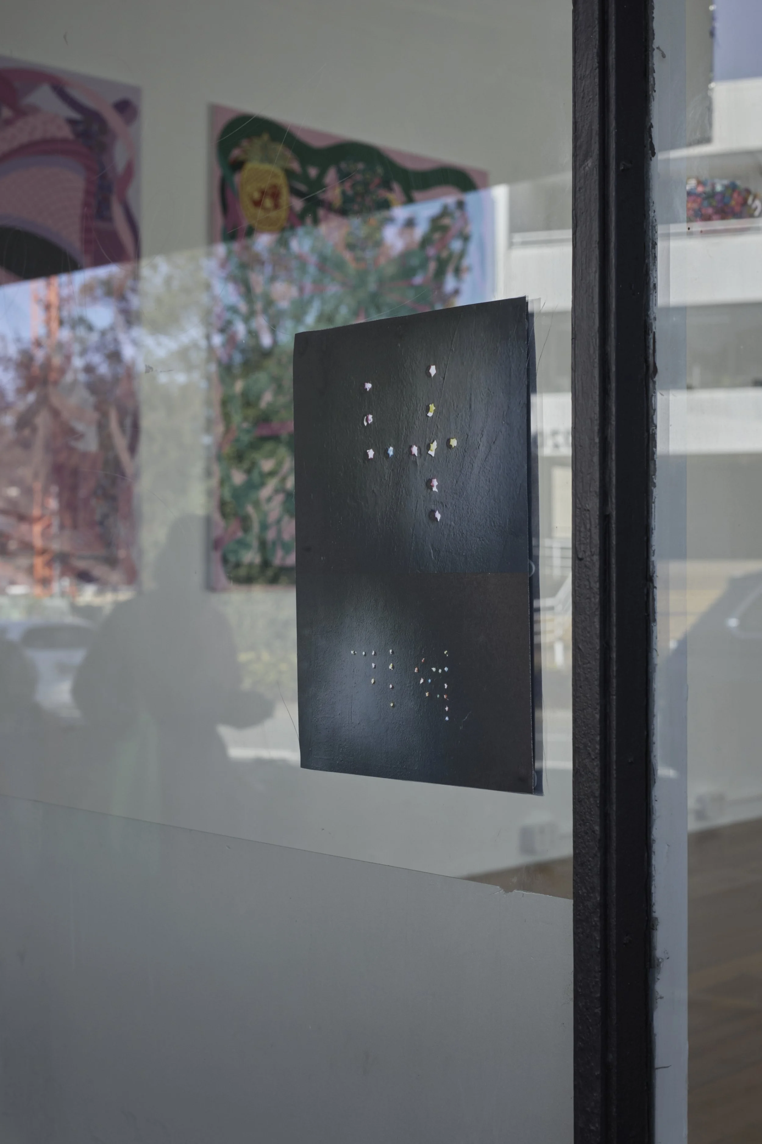  Hyerim Suh 서혜림  The Old Man’s Star, 2023  방아쇠를 당겨라, 2023  8 A5 frames, photo print, Science Fiction text  혼합매체, 가변크기  Photo: Max Goodman 