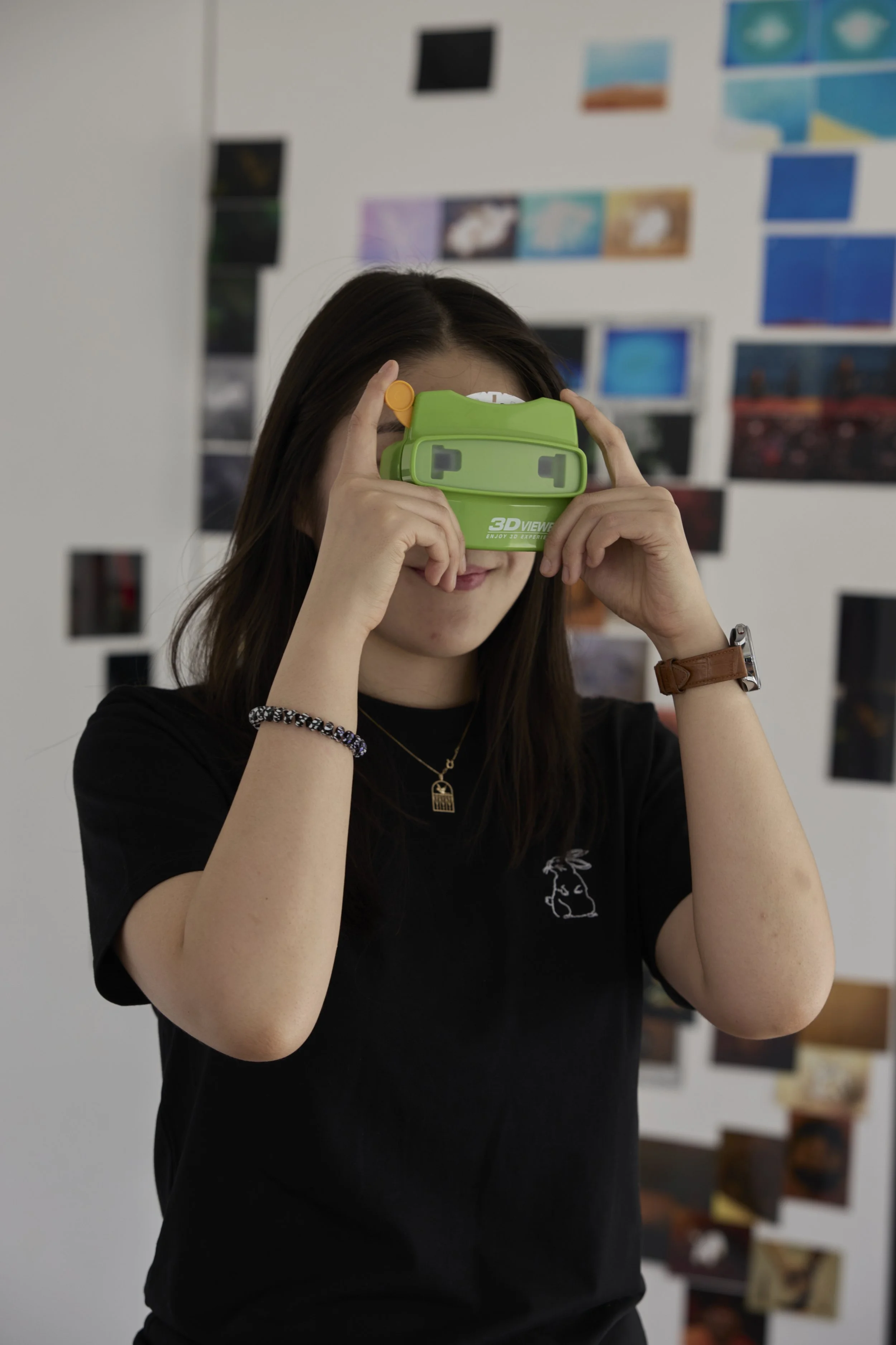  Ara Kim 김아라  The eight wonders of Tamla, 2023  탐라 제8경, 2023  photos printed on transparencies in viewmaster  뷰마스터 필름에 사진 인쇄  Photo: Max Goodman 