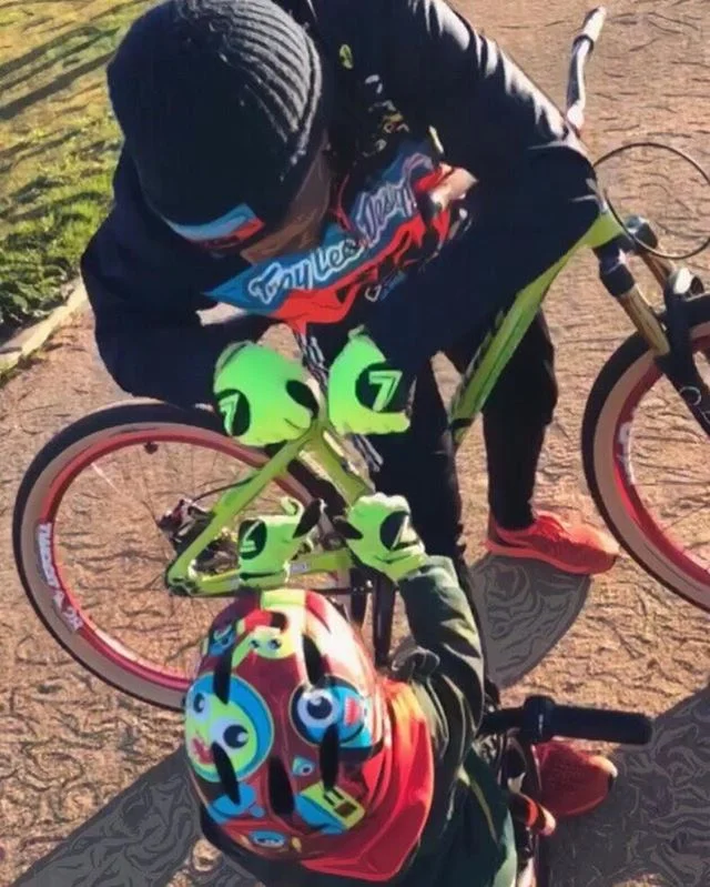 We locked and loaded #BikesOverBangn #KortaT #K2