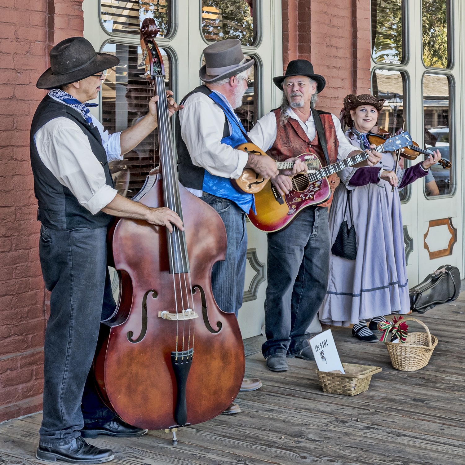 Old Town: The Musicians