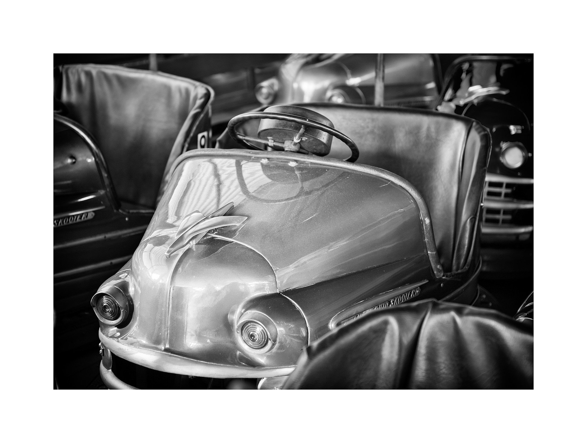 13035861_acr_bw_web.jpg
