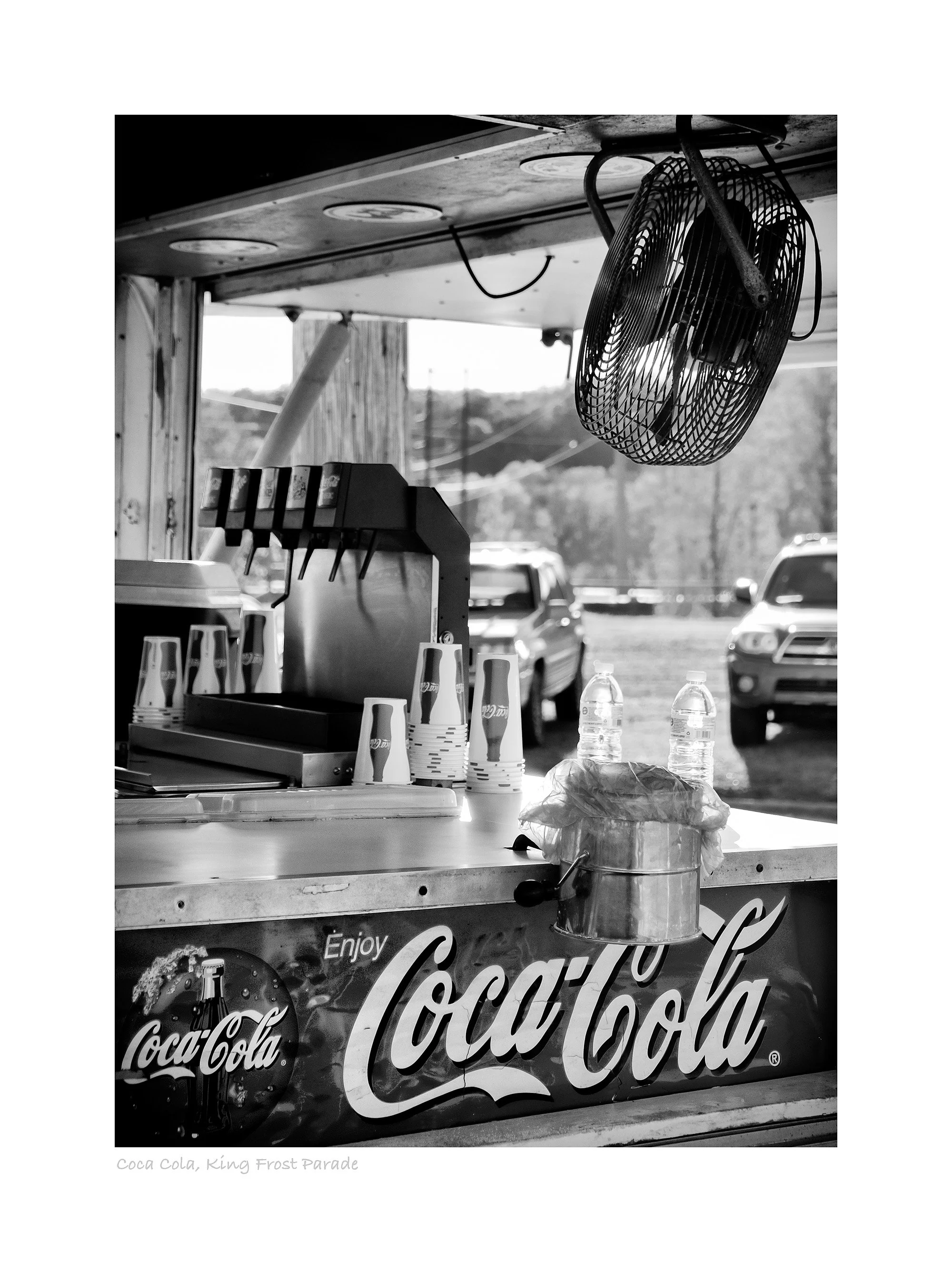 13102766_FujiXE1_acr_bw_web.jpg