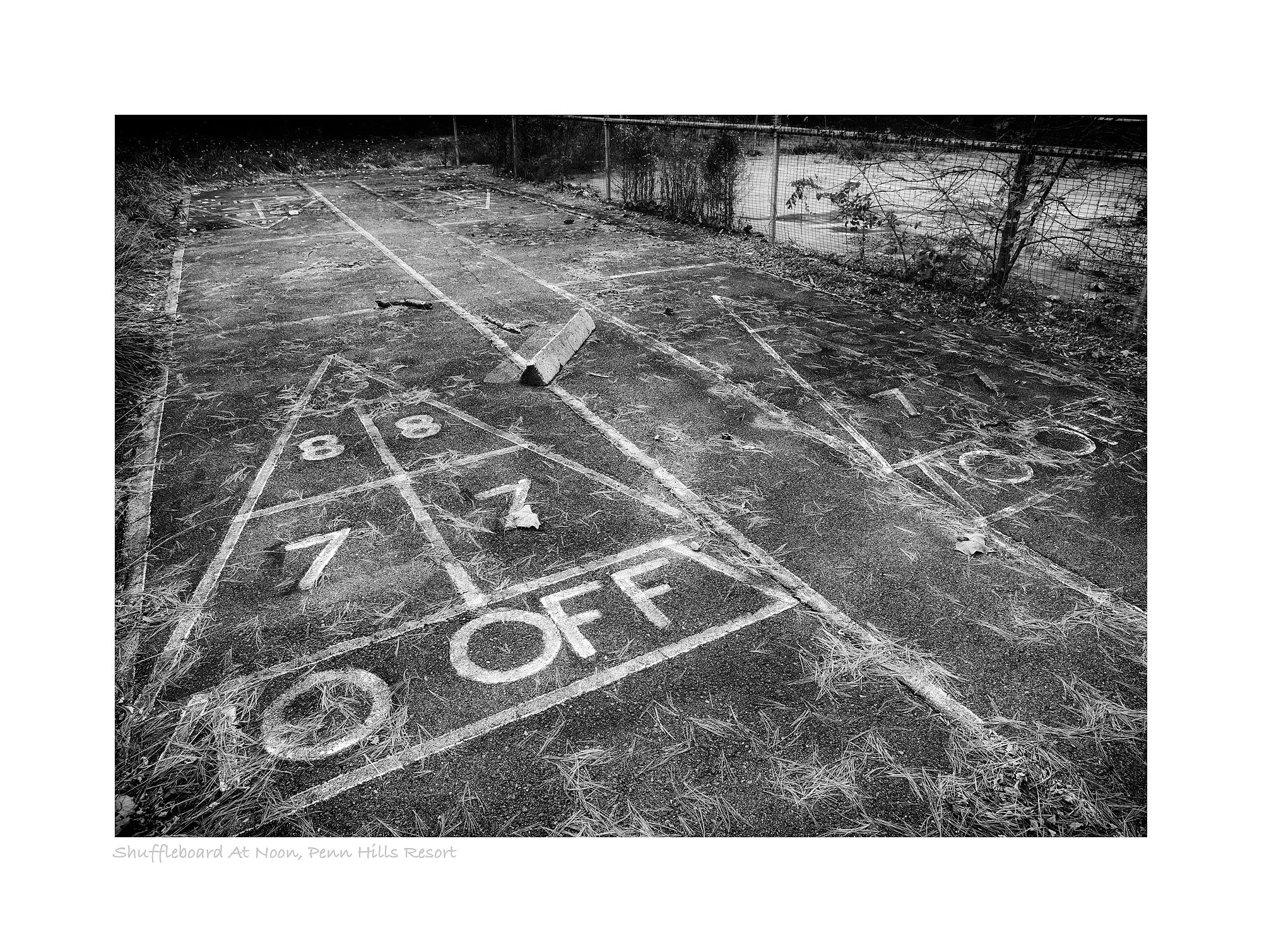 12105625_acr_bw_webglow.jpg