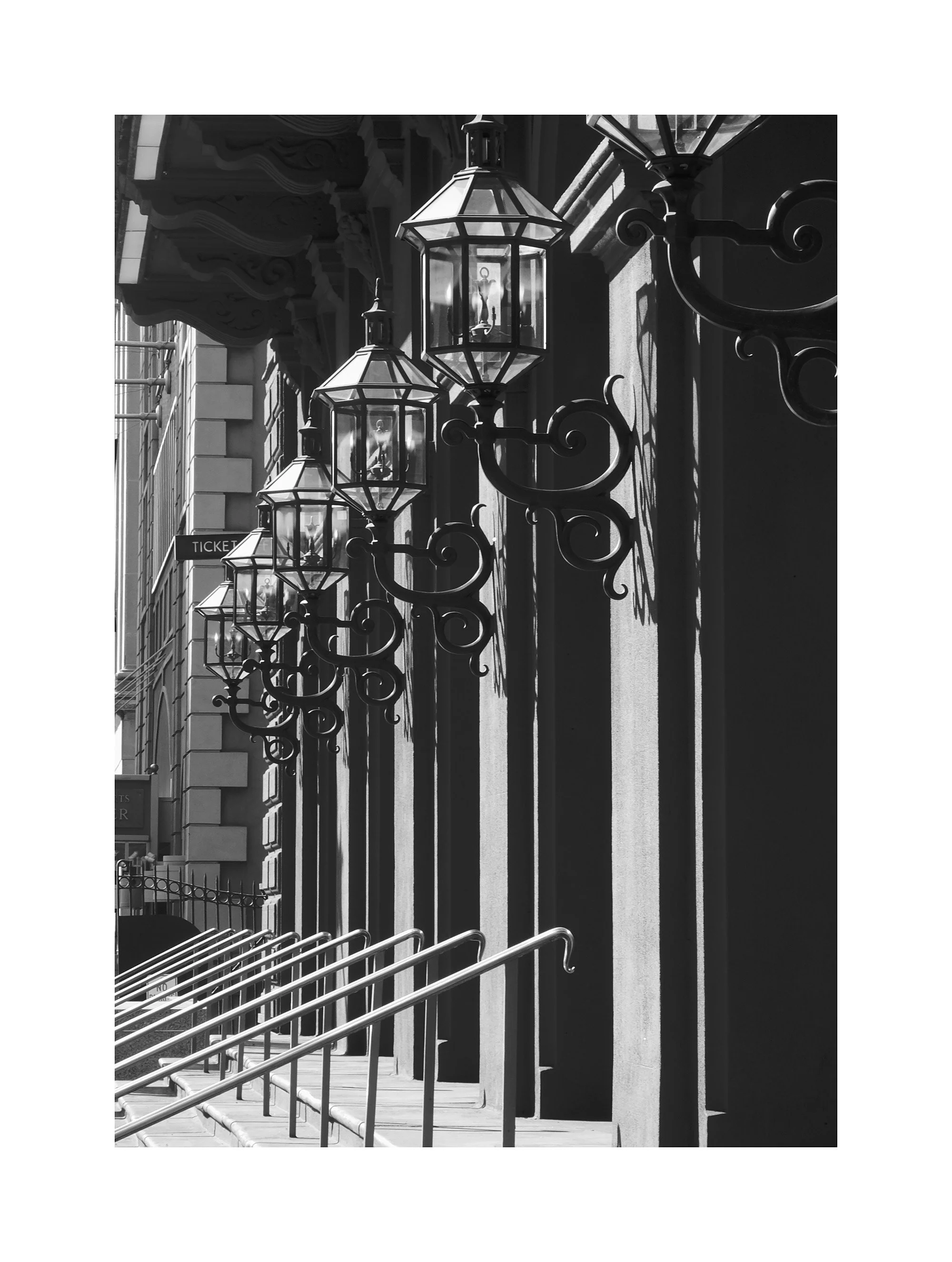 02020412_b&w.jpg