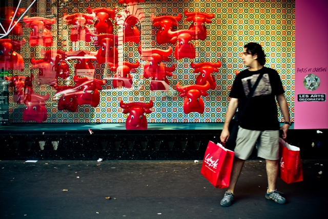 street photography - paris - 20110725 - 065 web large.jpg