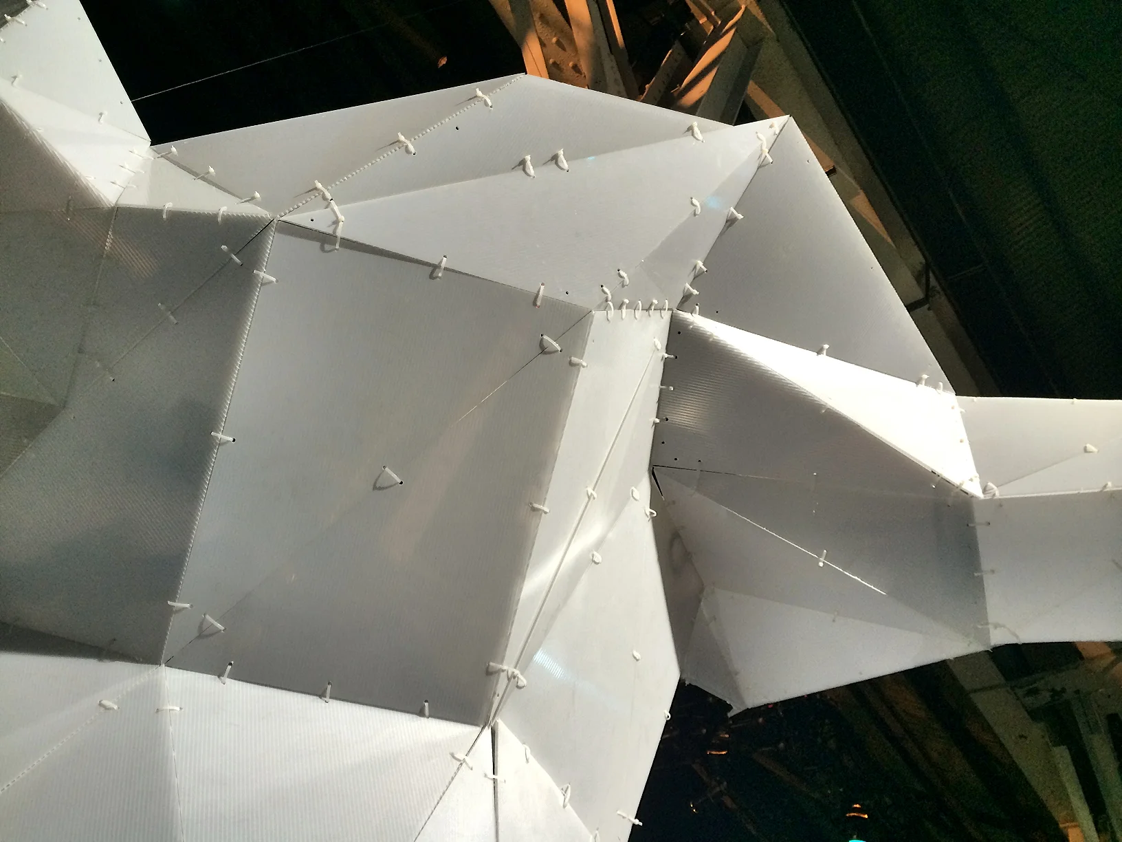 VIEW up_detail4.JPG