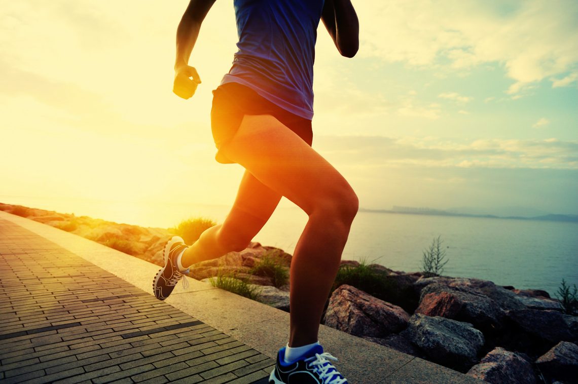 woman-legs-running-beach-1-1140x758.jpg