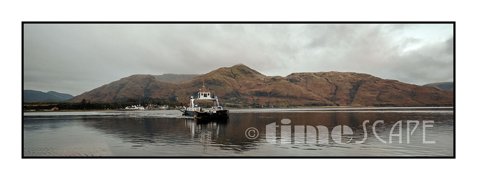 Dawn_ferry_WEB_WATERMARK_485.jpg