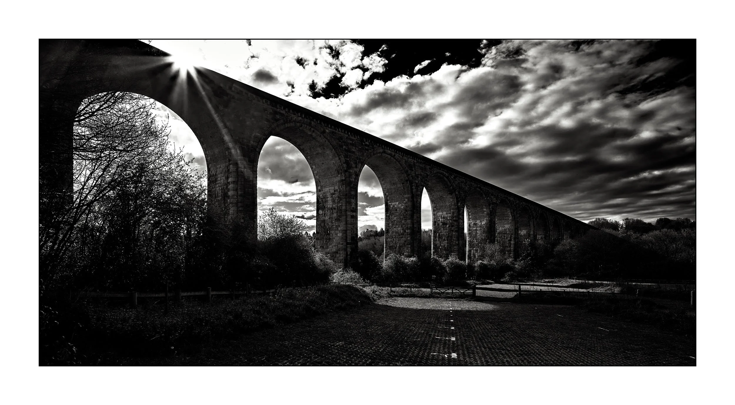 Cefn_Viaduct_27523_Panorama.jpg