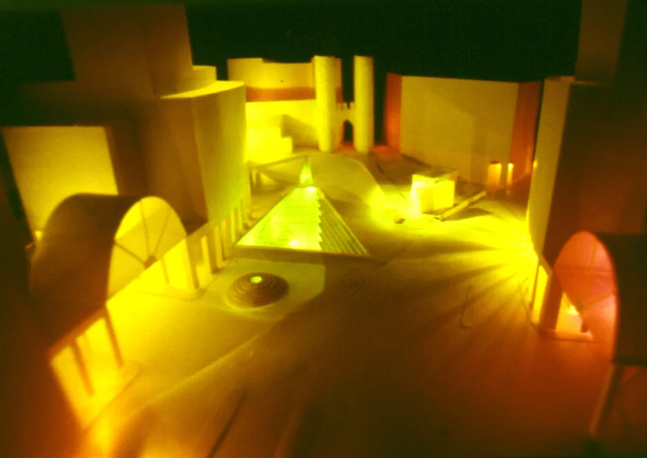 MODEL-2.jpg