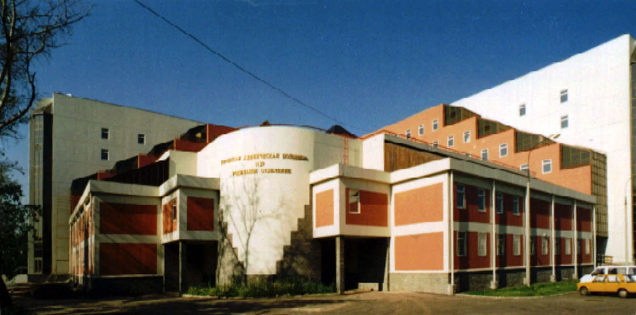 facade1.jpg