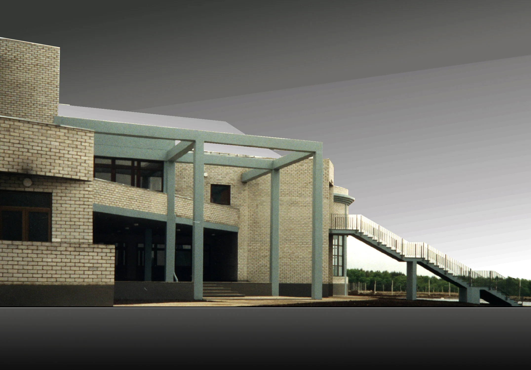 EXTERIOR-4.jpg