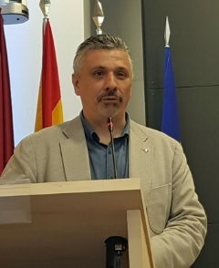 Presentó el evento D. Antonio AGÚNDEZ LÓPEZ, Abogado, Vicepresidente de APROED.