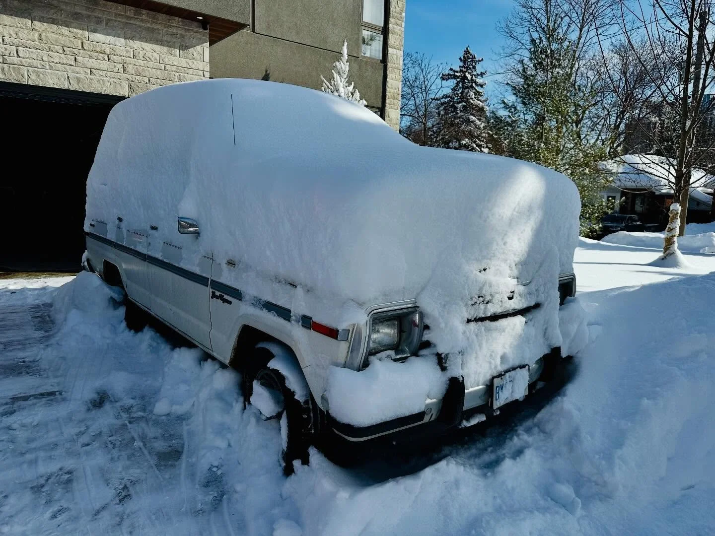 A well-deserved tap on the shinpads to the plow drivers and essential workers that can&rsquo;t stay home and shovel. Appreciate ya&rsquo;ll so much. You&rsquo;re the MVPs. #snowmaggedon #bringit #peakcanada