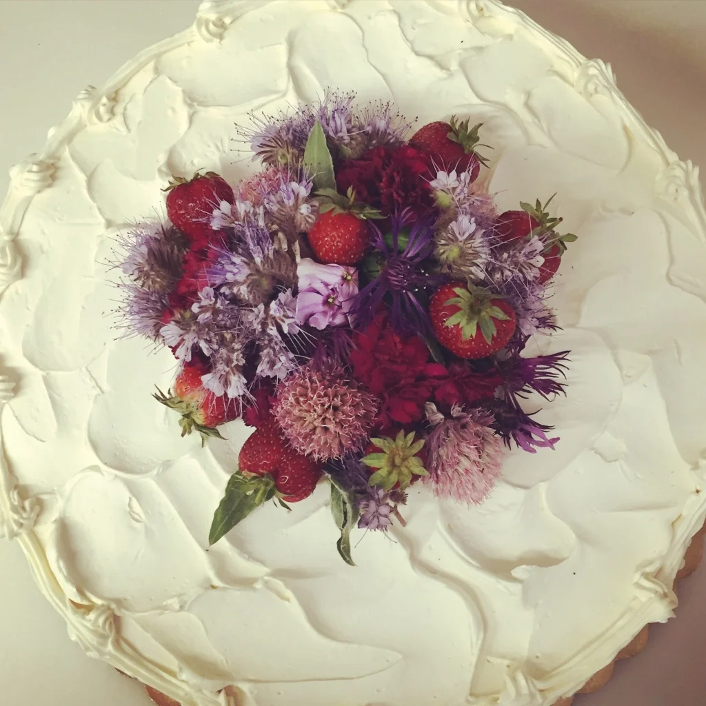 Vashon Island Baking Company wedding cake