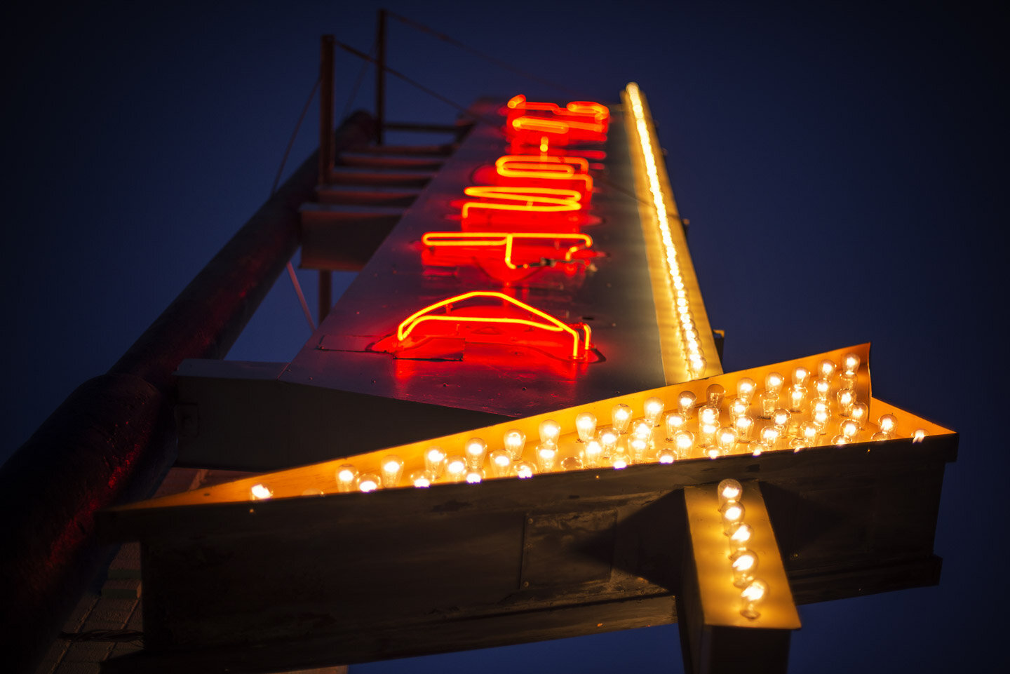 Denver_Neon_191.jpg