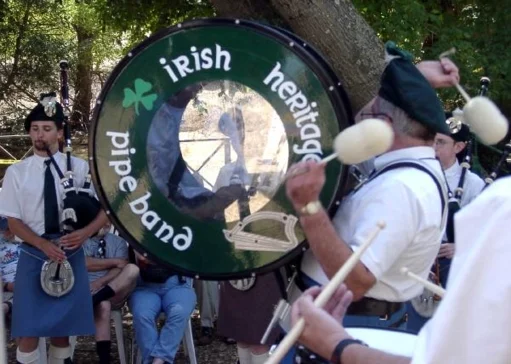 Photo Courtesy of Mike LeBoeuf Irish Heritage Pipe Band at the Dunsmuir Games 2002