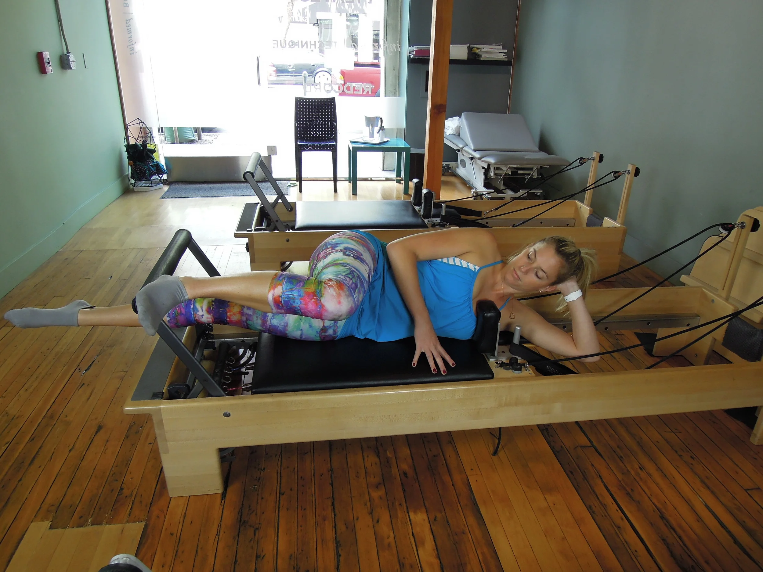 Side lying leg press