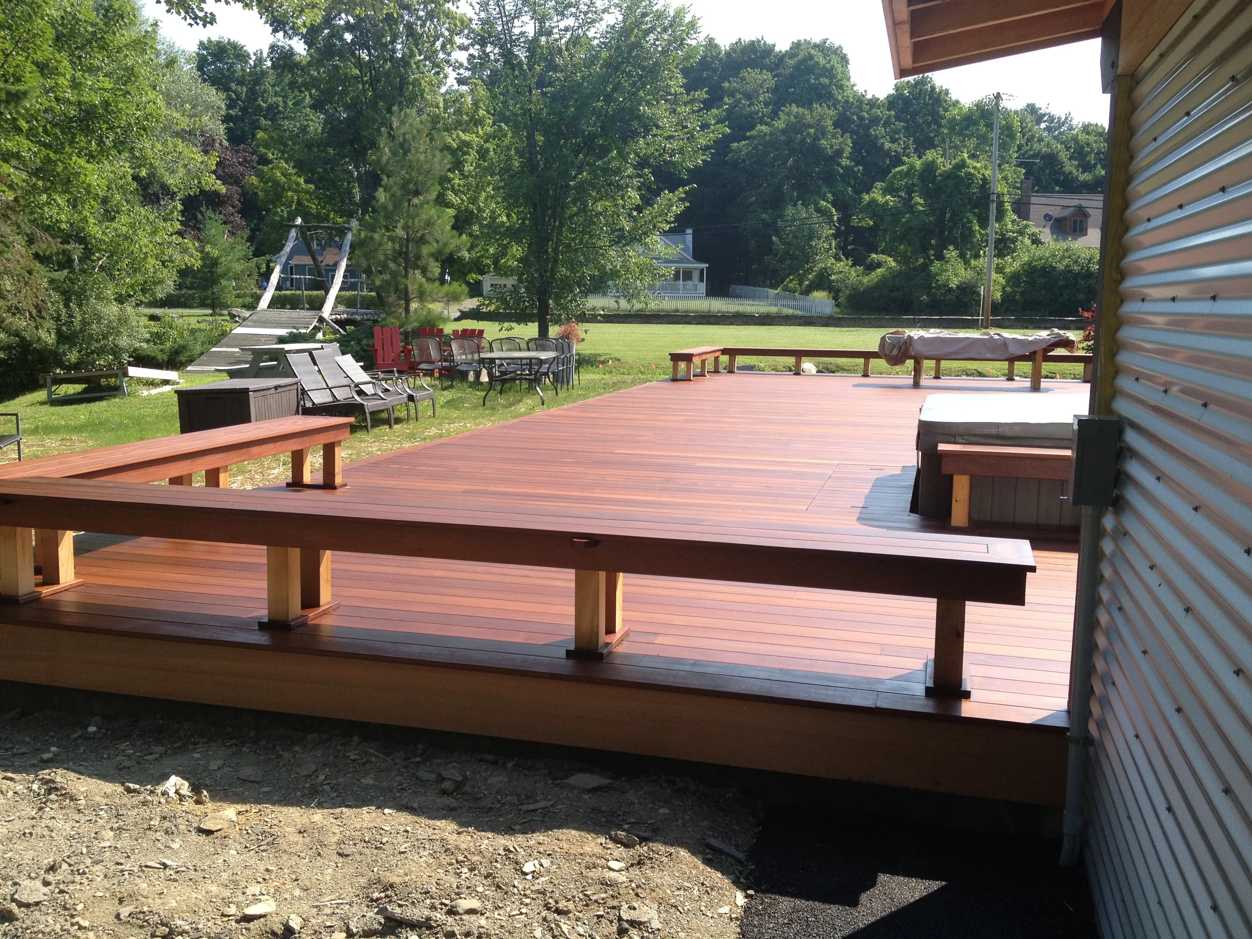 New deck with bench