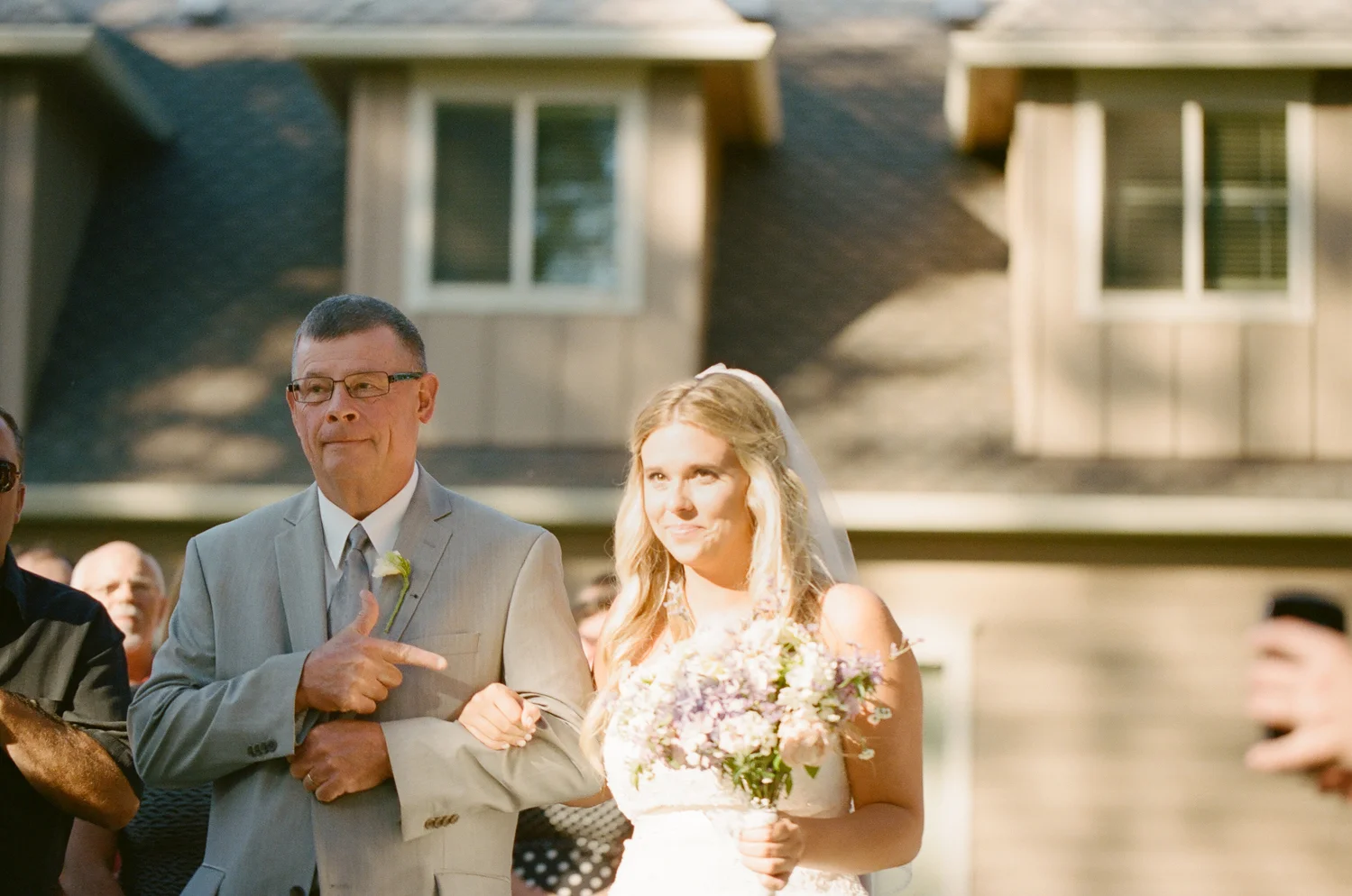 Romantic Oregon Wedding in the Woods-6