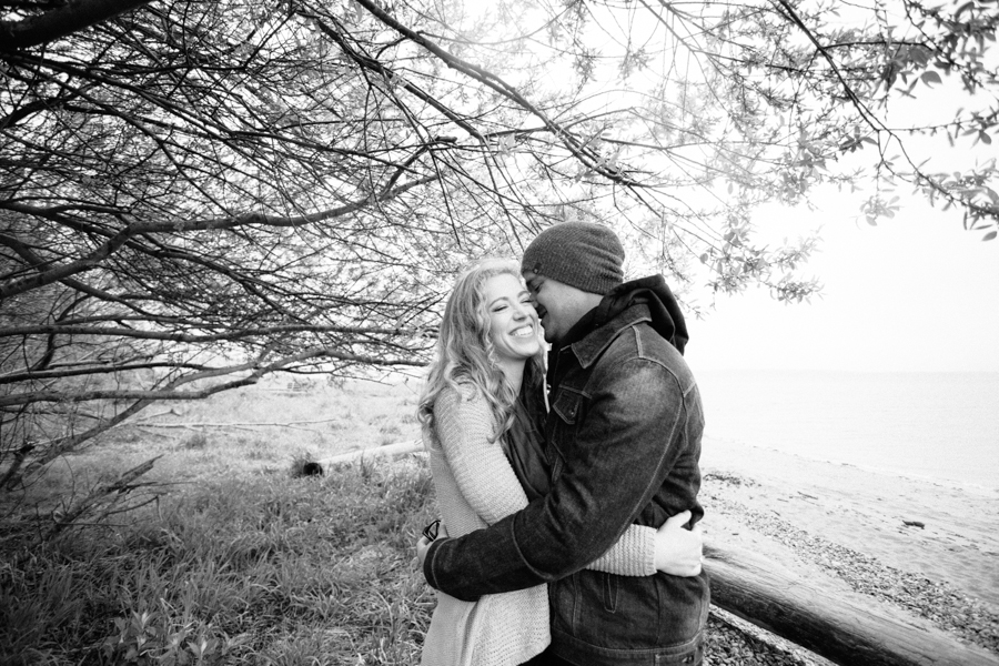 Rainy Seattle Engagement Photos-12b.jpg