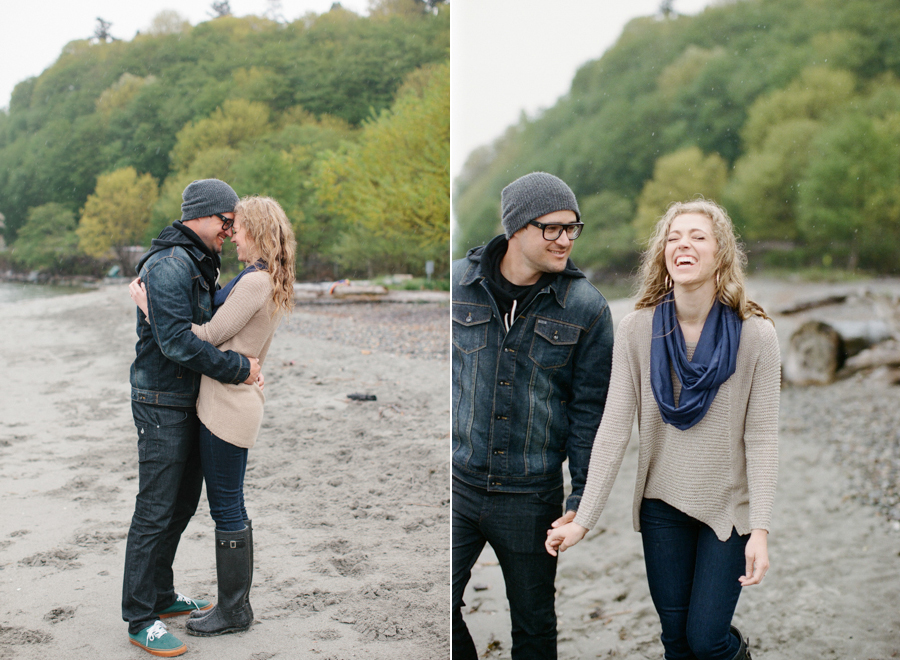 Rainy Seattle Engagement Photos-14.jpg