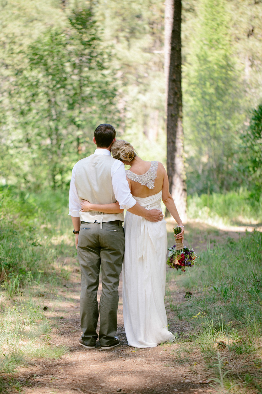 Michelle Cross Lake Creek Lodge Wedding-20.jpg