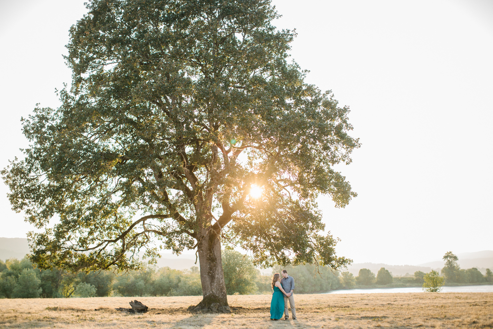 Sauvie Island Engagement by Michelle Cross-24.jpg