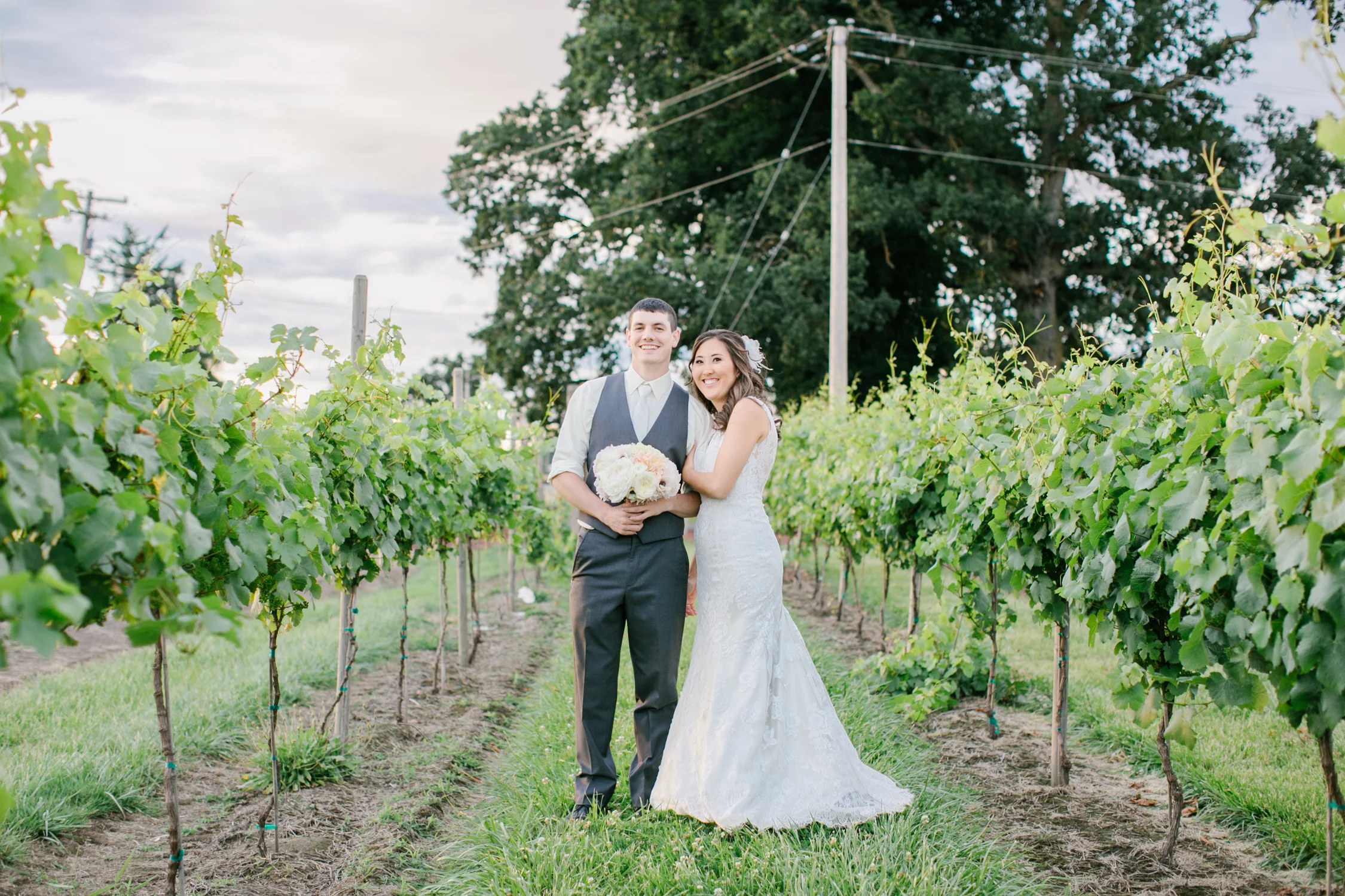 Postlewaits Oregon Wedding by Michelle Cross-51.jpg