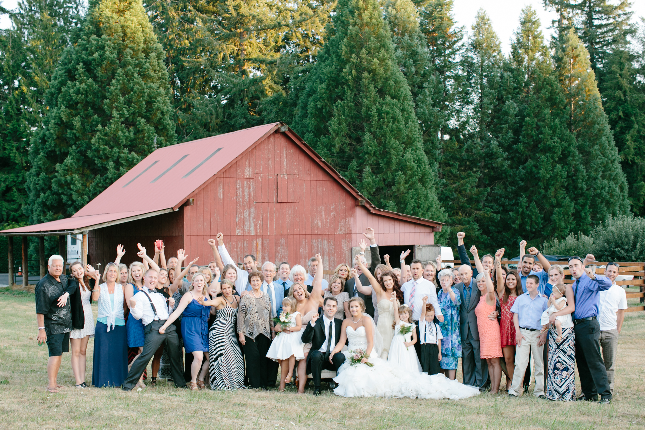 Oregon Barn Wedding by Michelle Cross-29.jpg
