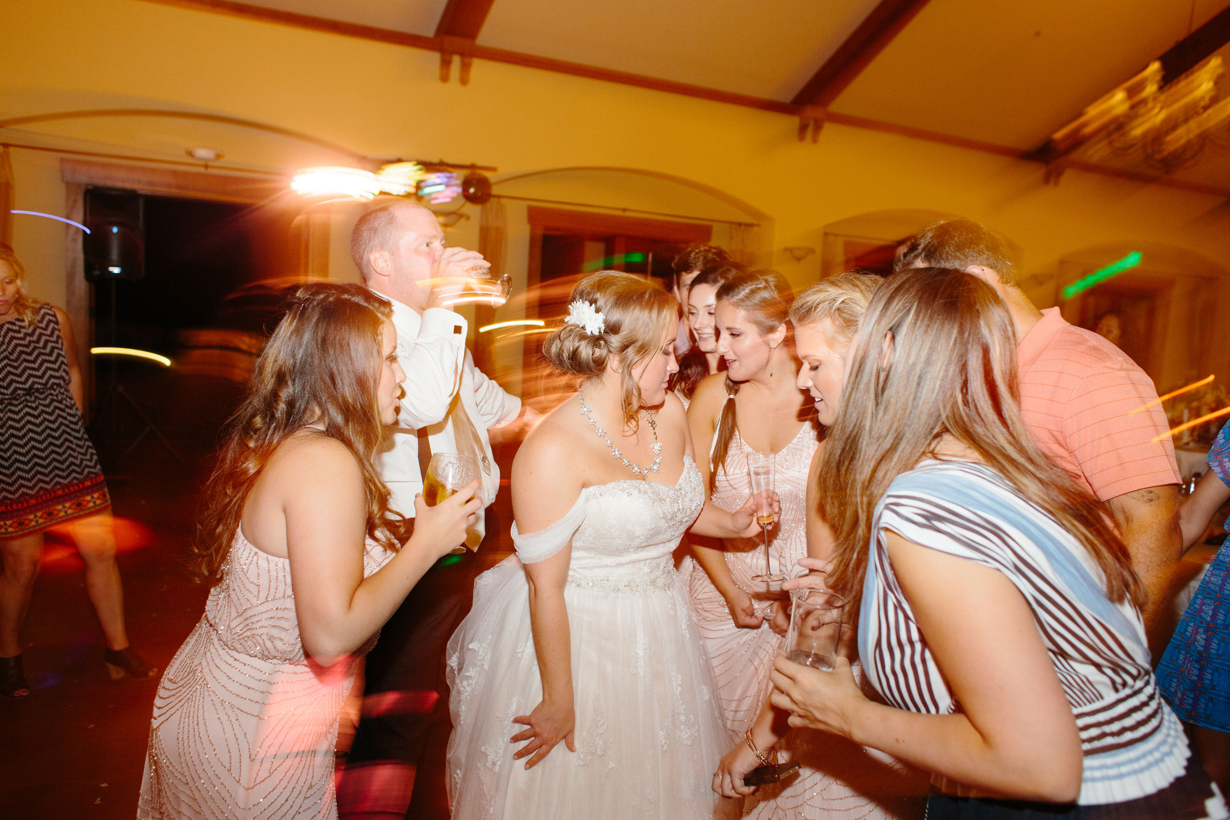 Michelle Cross_Larson Wedding2033.jpg