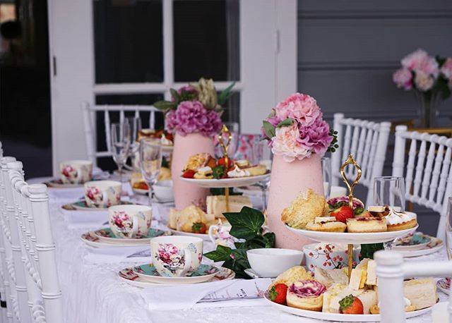 Happy Birthday Tammy! We hope you got a lovely surprise today and enjoyed an afternoon of yummy food π
MP x x
#hightea #afternoontea #highteasociety #scones #cheesecake #bridalshower #babyshower #birthday #yum #foodie #delicious