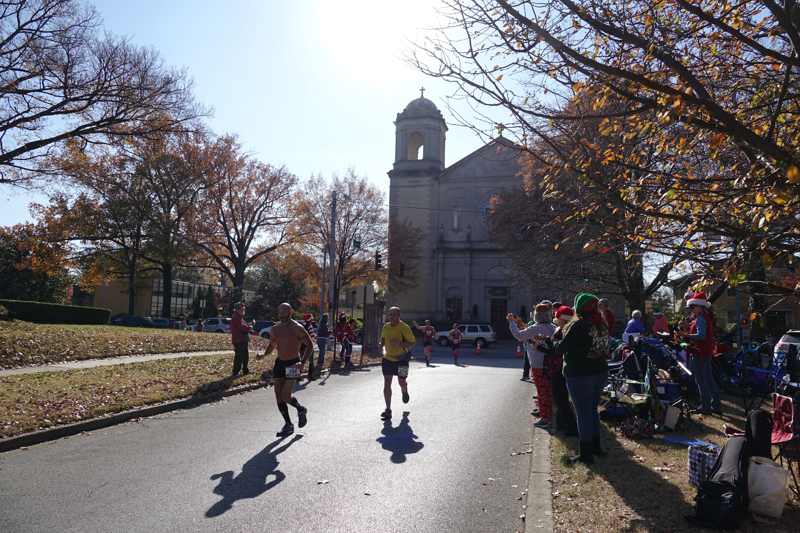 2017 St. Jude Xmas Parade012.JPG