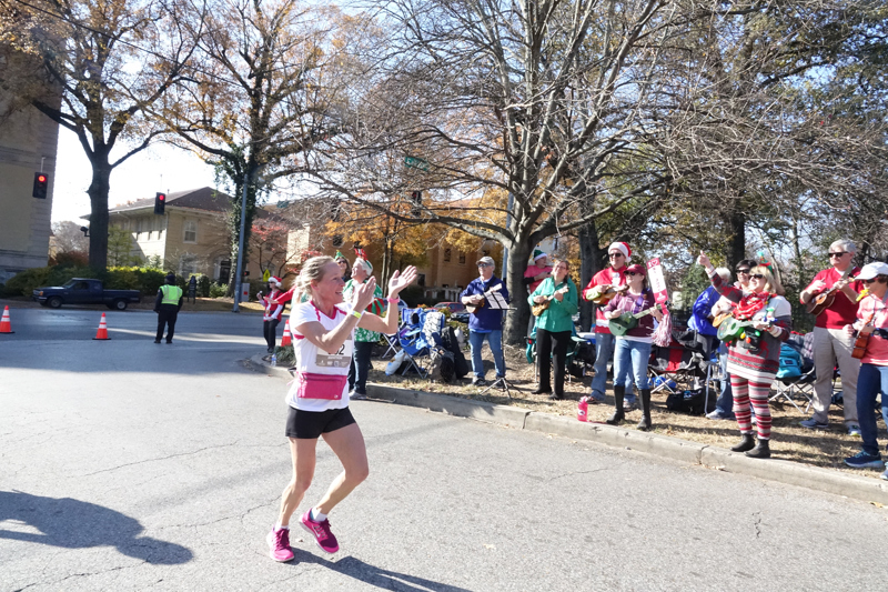 2017 St. Jude Xmas Parade011.JPG