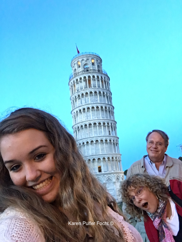 Family in Pisa, Italy 2018 ©Focht-  113.JPG