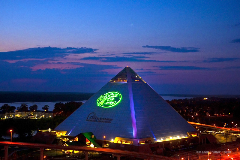 ©FOCHT MEMPHIS PYRAMID .JPG