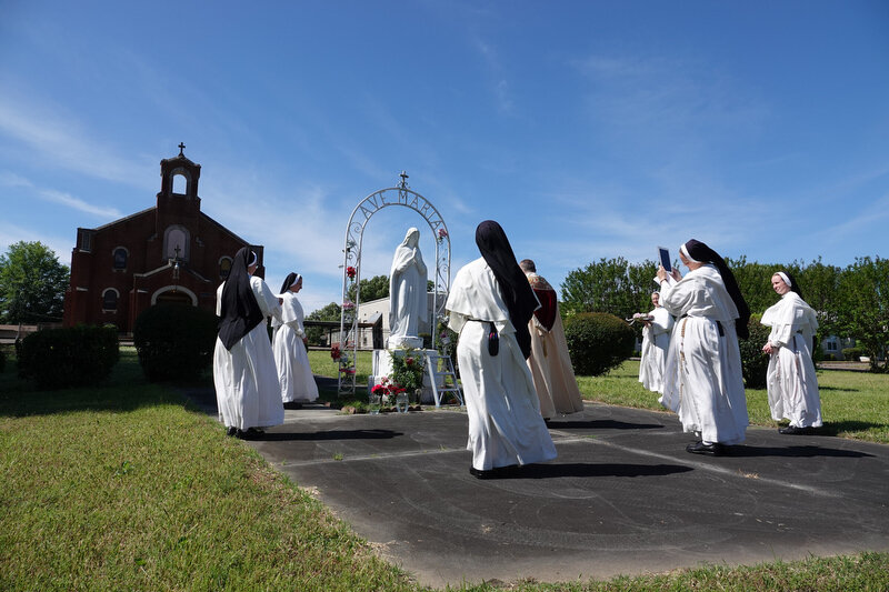 05092020 May Crowning St. Paul  ©Focht 039.JPG