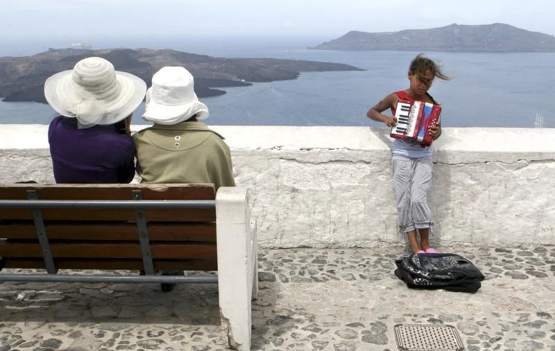 Gypsie and Guest_07.JPG