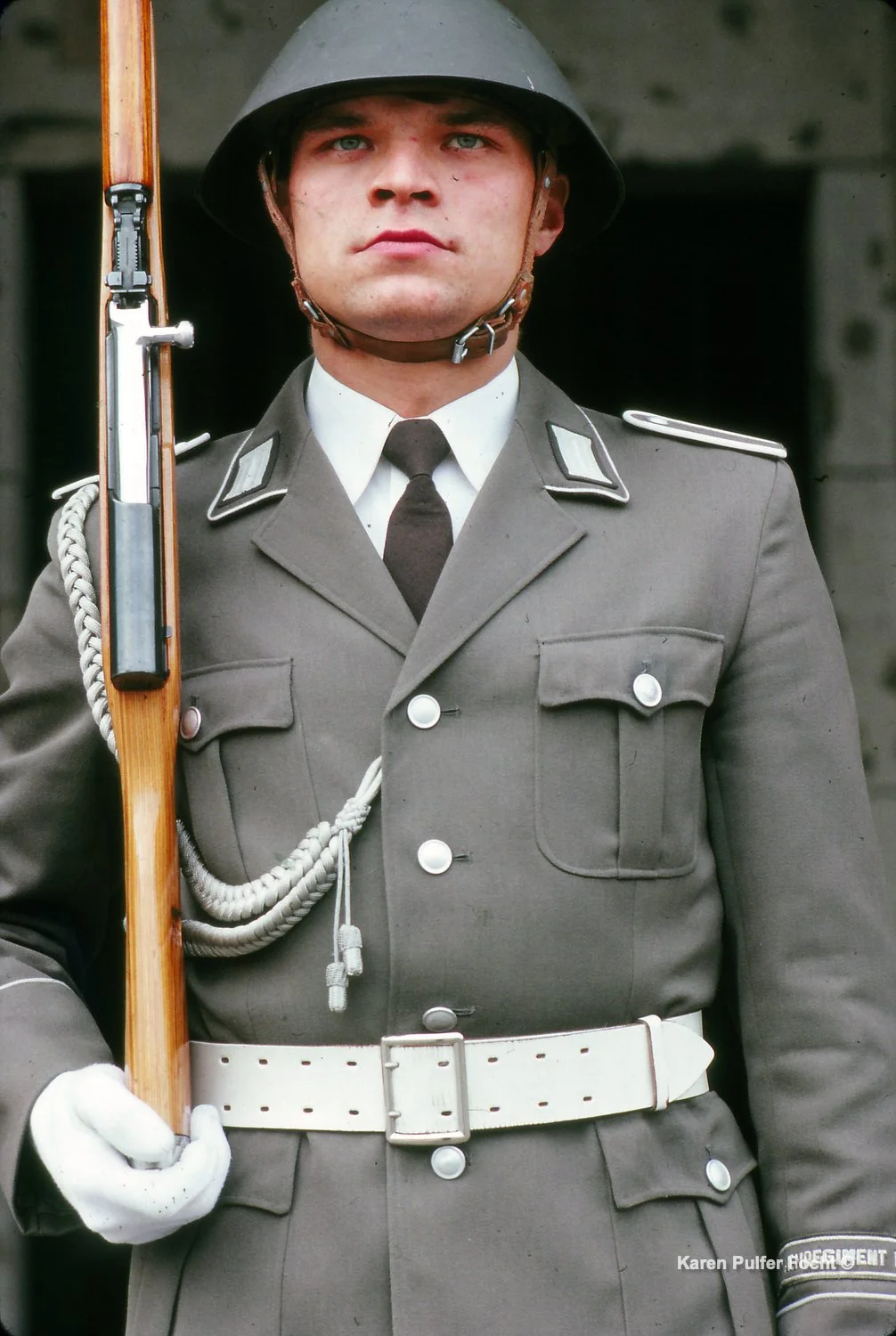 EAST BERLIN 1987  002 .JPG